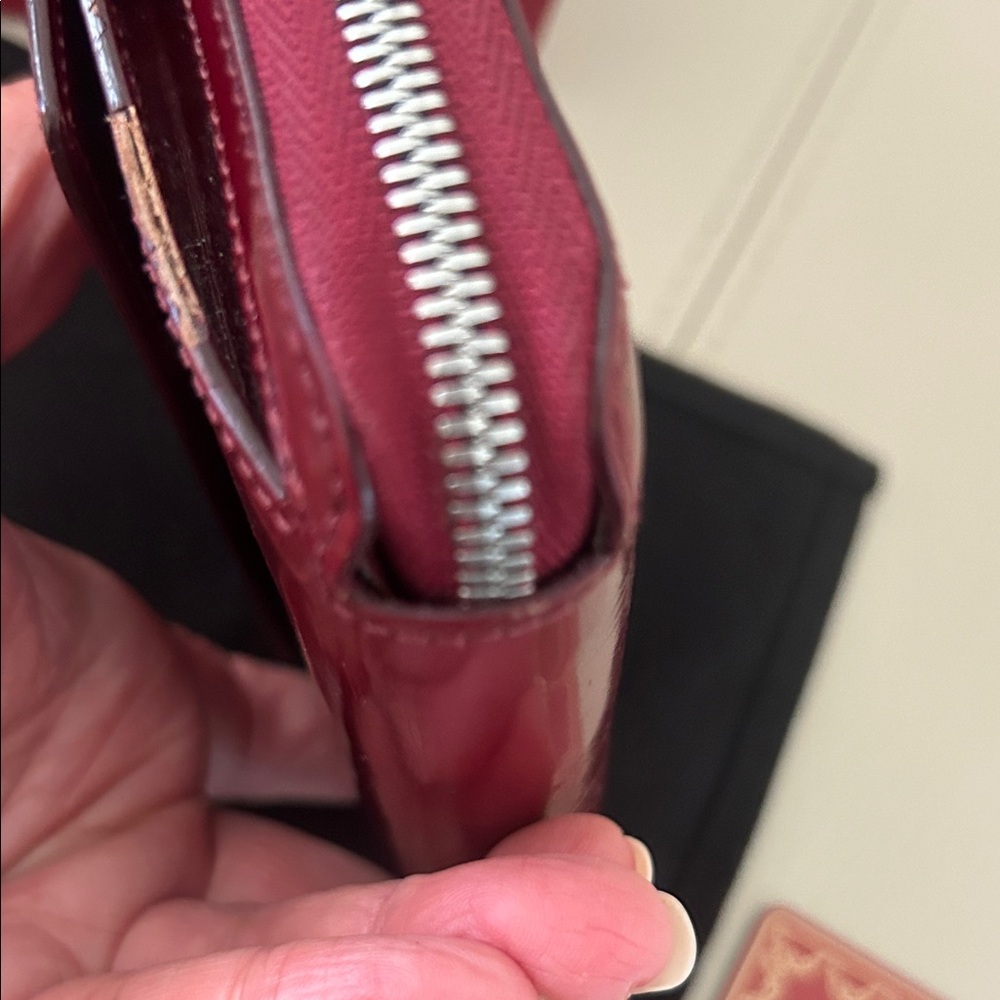 Cartier Red embossed leather zip around compact wallet - Picture 14 of 15